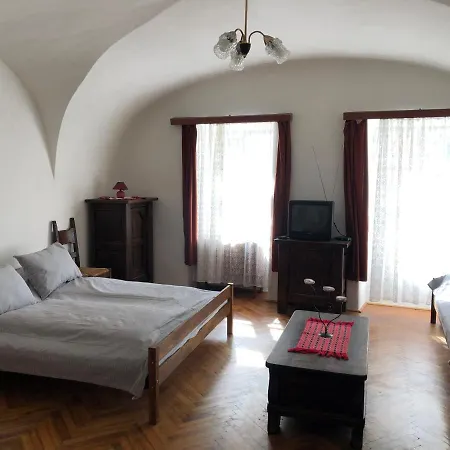 Becsi Utca Apartment